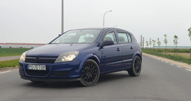 Opel Astra cena 11500 przebieg: 250000, rok produkcji 2004 z Poznań małe 137